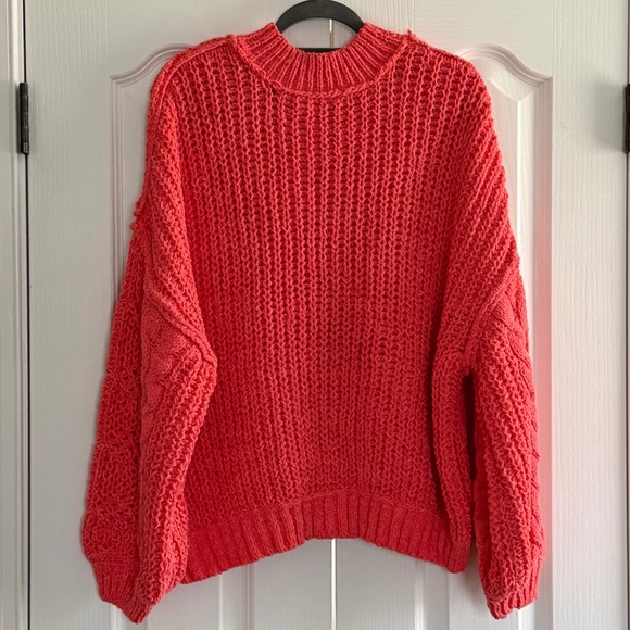 🌸NWT: POL Mock Neck Cable Knit Sweater - Picture 3 of 9